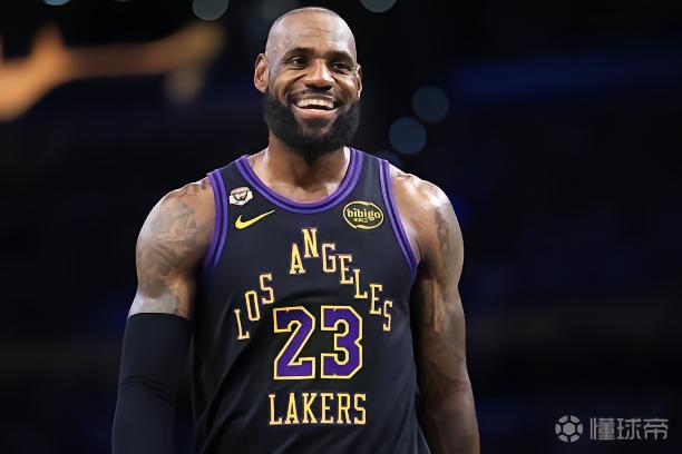 詹姆斯：迪伦-哈珀非常出色，但他父亲罗恩-哈珀啥也不是