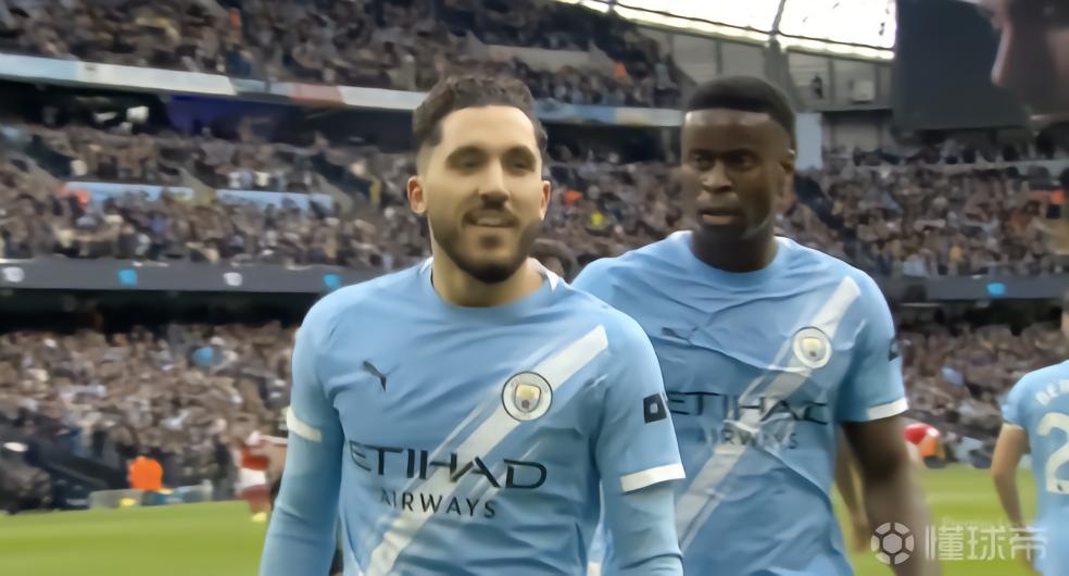 谢尔基本赛季进球和助攻数均已上双，成曼城队内第一人