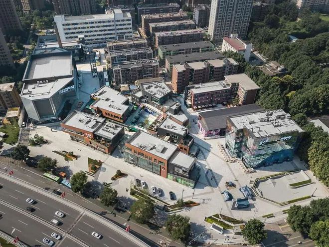 英超比赛前瞻：狼队vs西汉姆联预测分析(2026年01月03日)